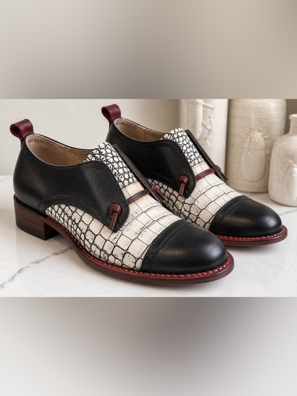 EUC Freebird Black and White Mabel Oxfords size 8